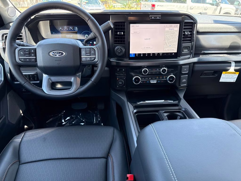 2026 Star White Metallic Tri-Coat Ford Super Duty F-250 SRW Lariat 4X4 Truck