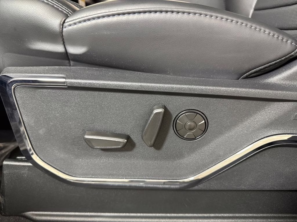 2026 Carbonized Gray Metallic Ford Super Duty F-350 SRW Platinum 4X4 Truck