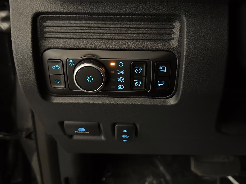 2026 Carbonized Gray Metallic Ford Super Duty F-350 SRW Platinum 4X4 Truck