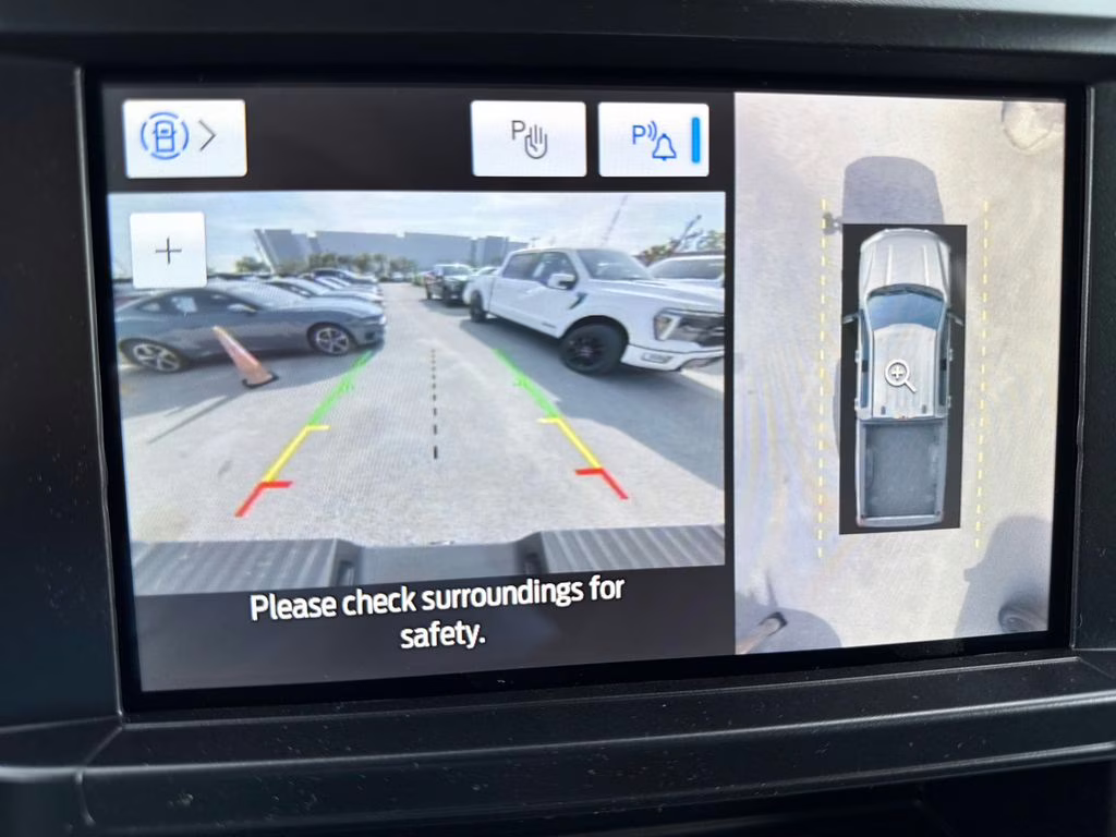 2026 Avalanche Ford Super Duty F-350 DRW XL 4X4 Truck