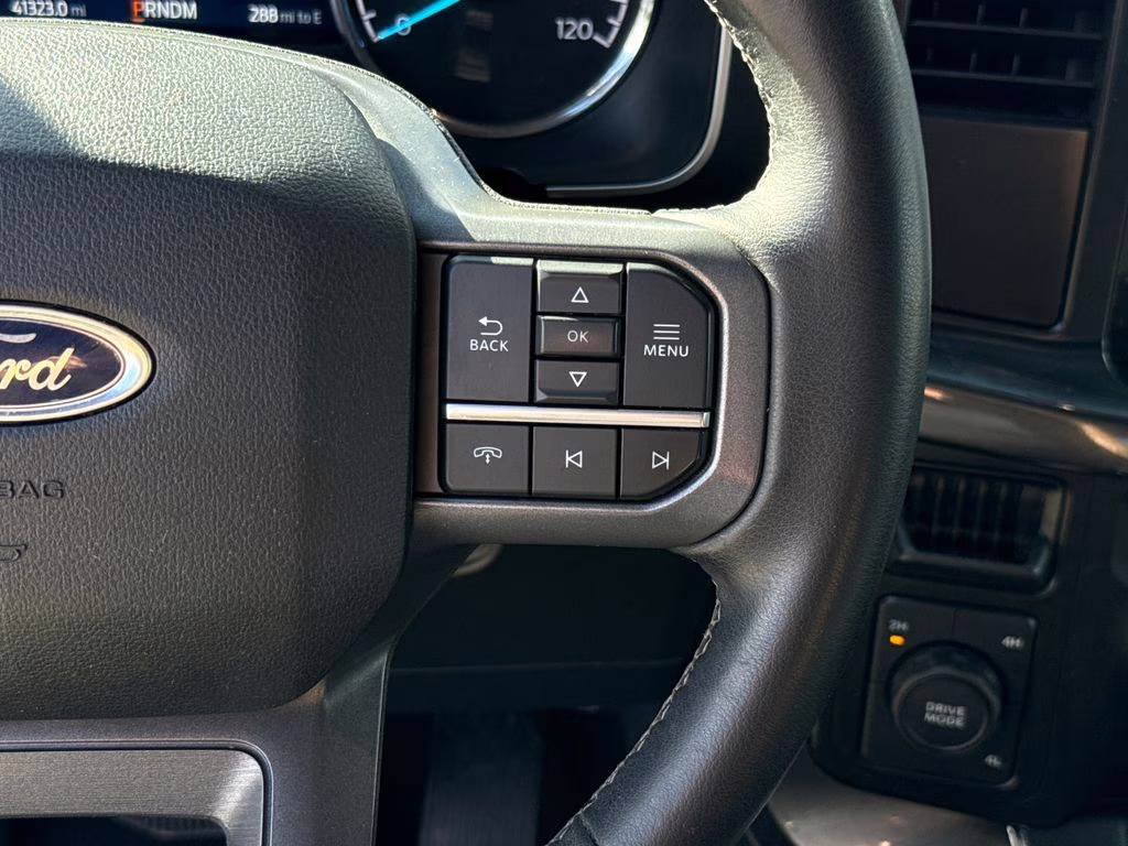 2023 Iconic Silver Metallic Ford F-150 XLT 4X4 Truck