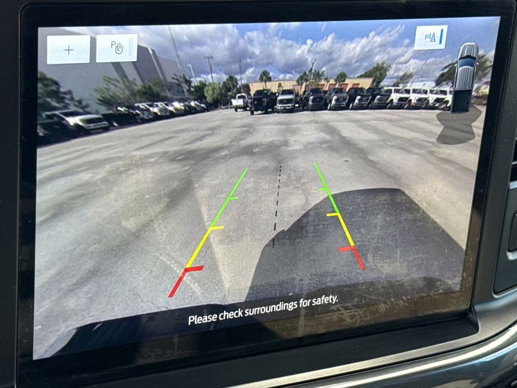 2023 Iconic Silver Metallic Ford F-150 XLT 4X4 Truck