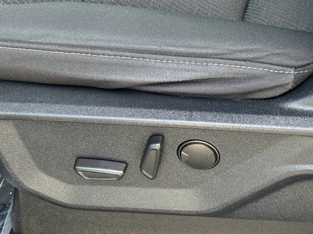 2022 Agate Black Metallic Ford F-150 XLT 4X4 Truck