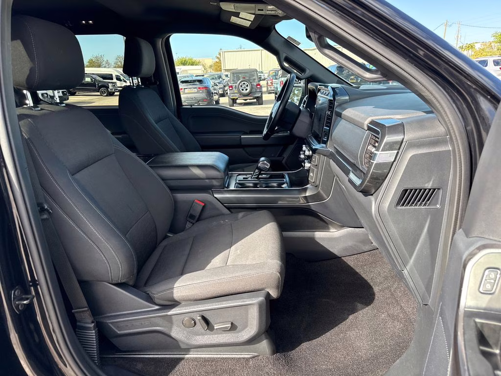 2022 Agate Black Metallic Ford F-150 XLT 4X4 Truck