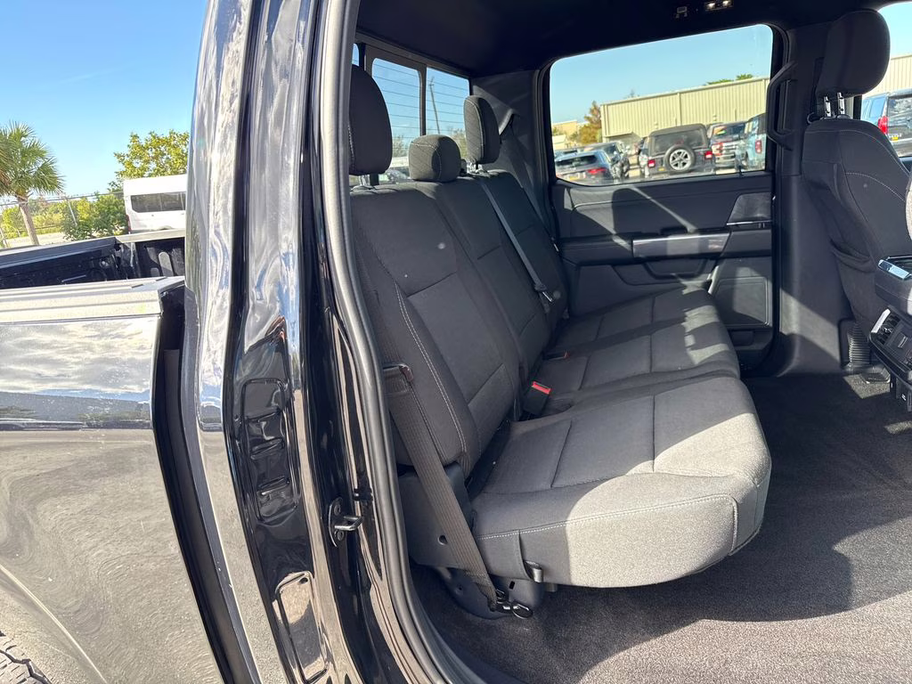 2022 Agate Black Metallic Ford F-150 XLT 4X4 Truck