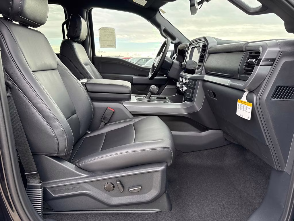 2026 Agate Black Metallic Ford F-150 XLT RWD Truck