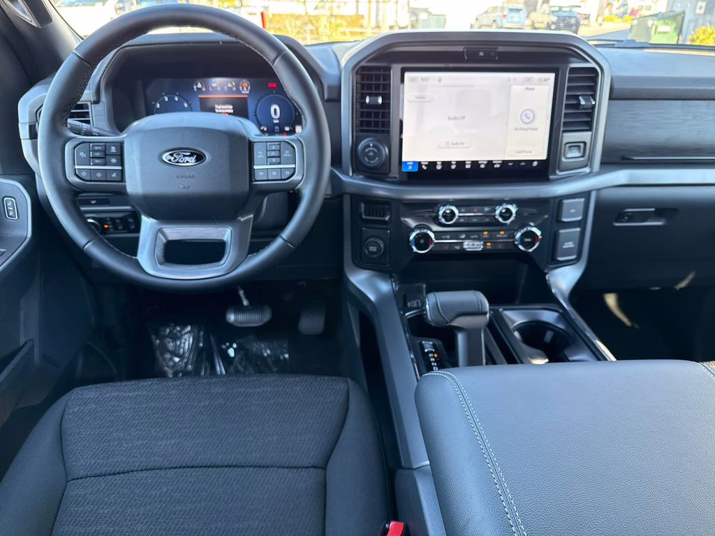 2026 Oxford White Ford F-150 XLT RWD Truck