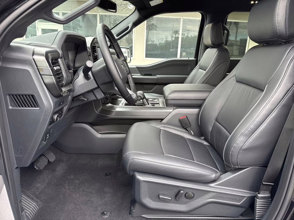 2026 Agate Black Metallic Ford F-150 Lariat RWD Truck