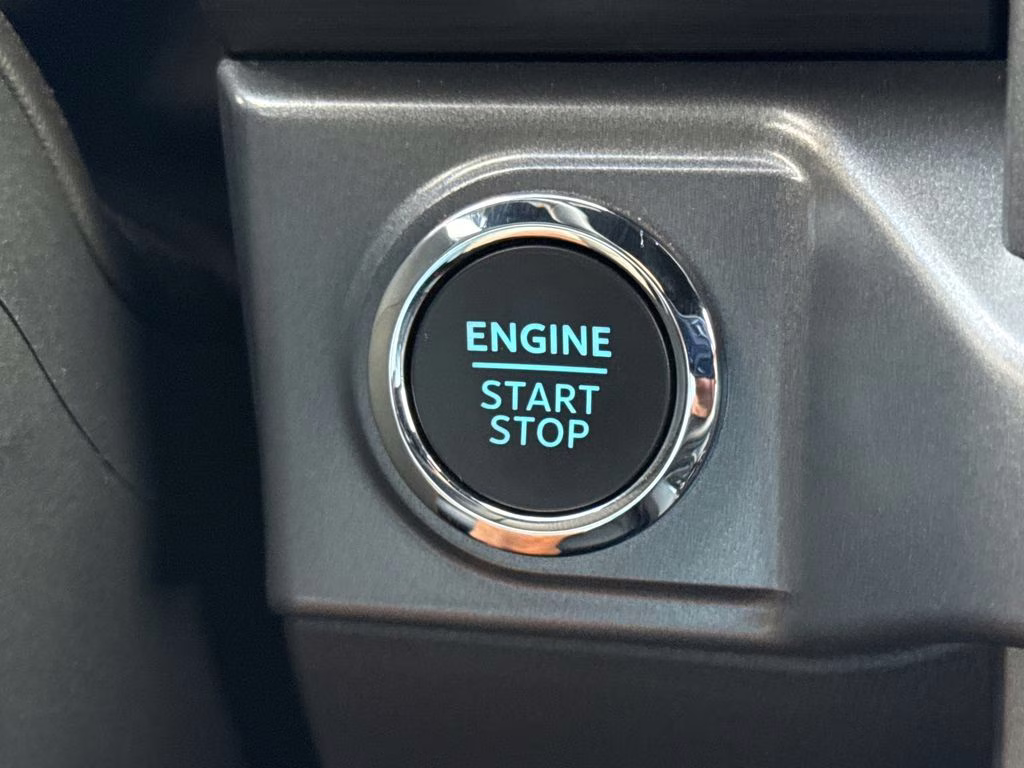 2025 Space White Metallic Ford F-150 XLT 4X4 Truck