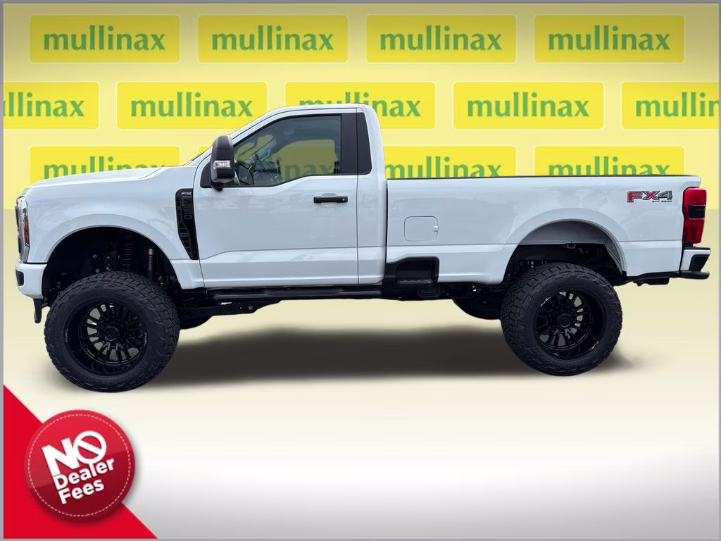 2025 Oxford White Ford Super Duty F-350 SRW STX 4X4 Truck
