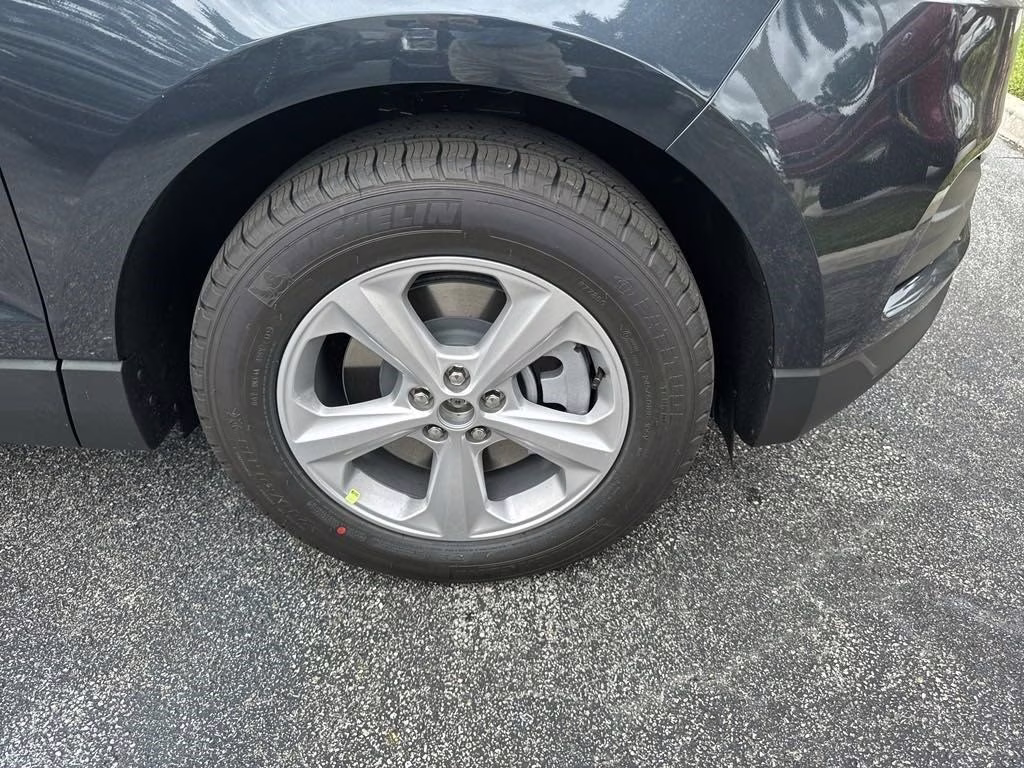 2024 Stone Blue Metallic Ford Edge SE AWD SUV