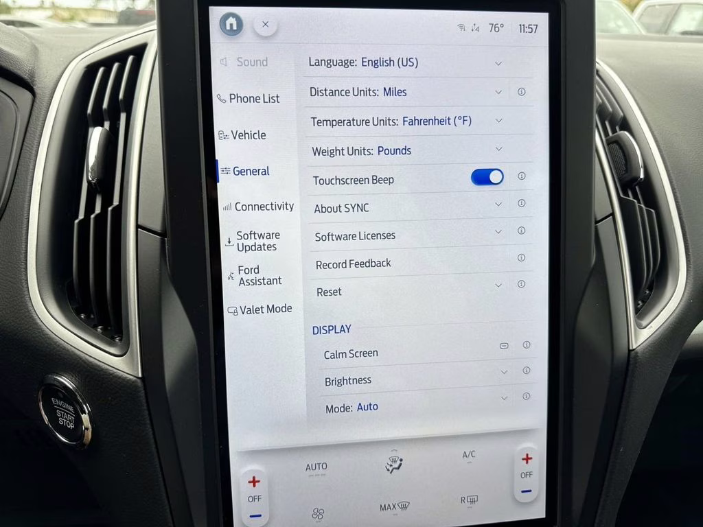 2024 Agate Black Metallic Ford Edge SE AWD SUV