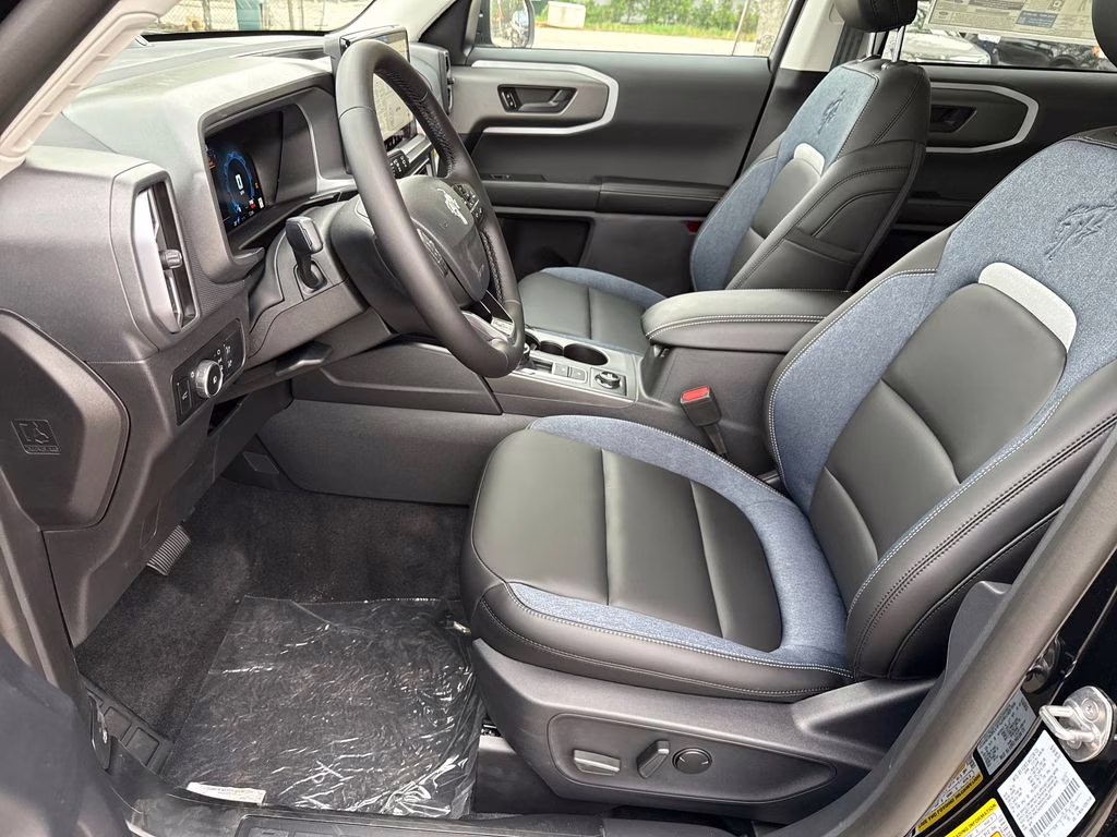 2025 Shadow Black Ford Bronco Sport Outer Banks 4X4 SUV