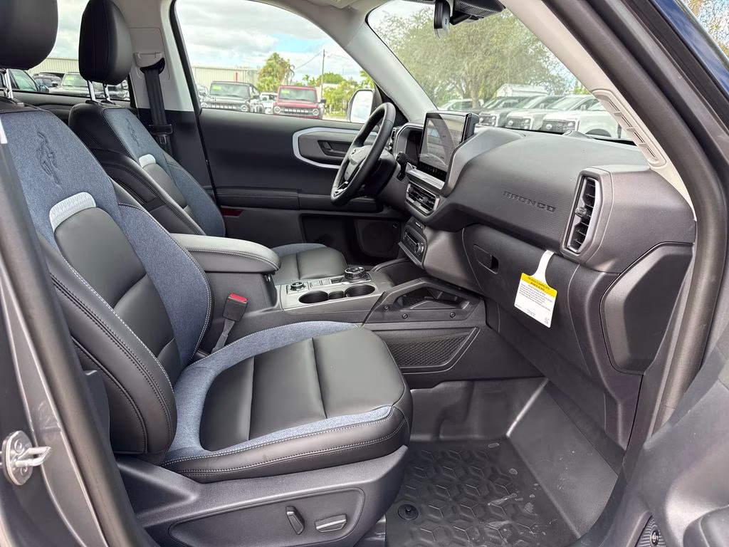 2025 Carbonized Gray Metallic Ford Bronco Sport Outer Banks 4X4 SUV