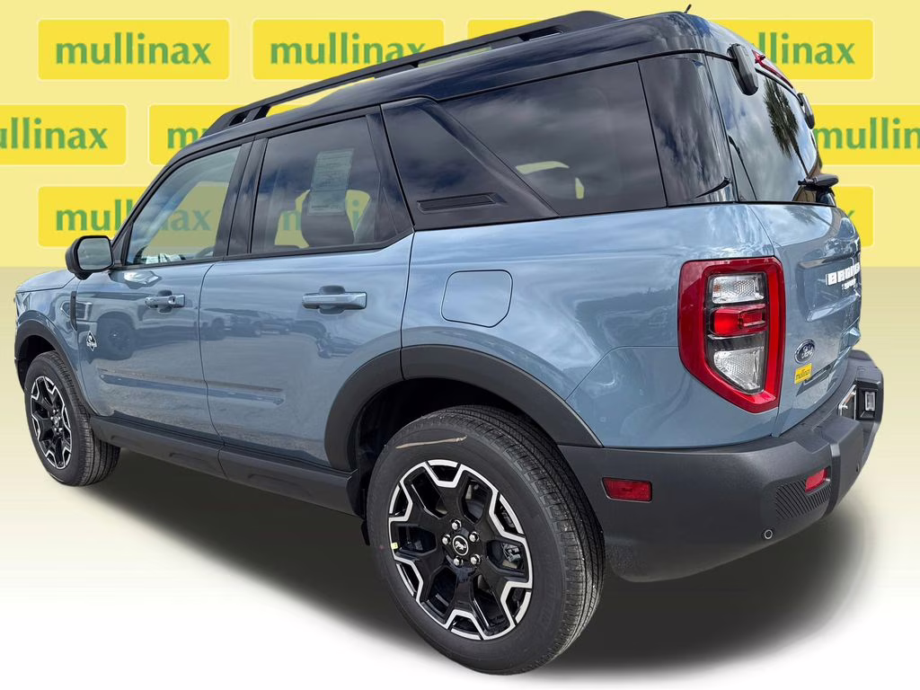 2025 Azure Gray Metallic Tri-Coat Ford Bronco Sport Outer Banks 4X4 SUV