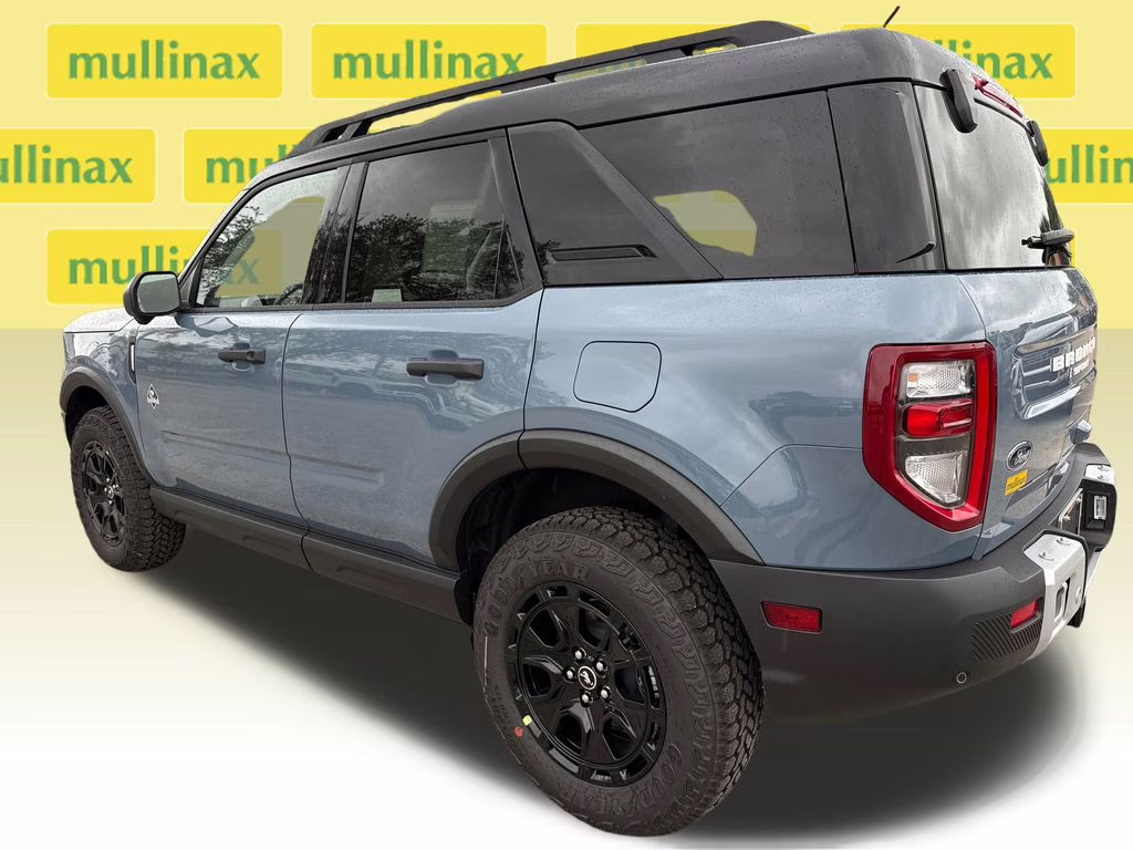 2025 Azure Gray Metallic Tri-Coat Ford Bronco Sport Outer Banks 4X4 SUV