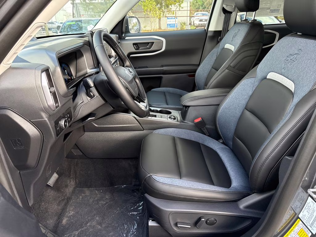 2025 Carbonized Gray Metallic Ford Bronco Sport Outer Banks 4X4 SUV