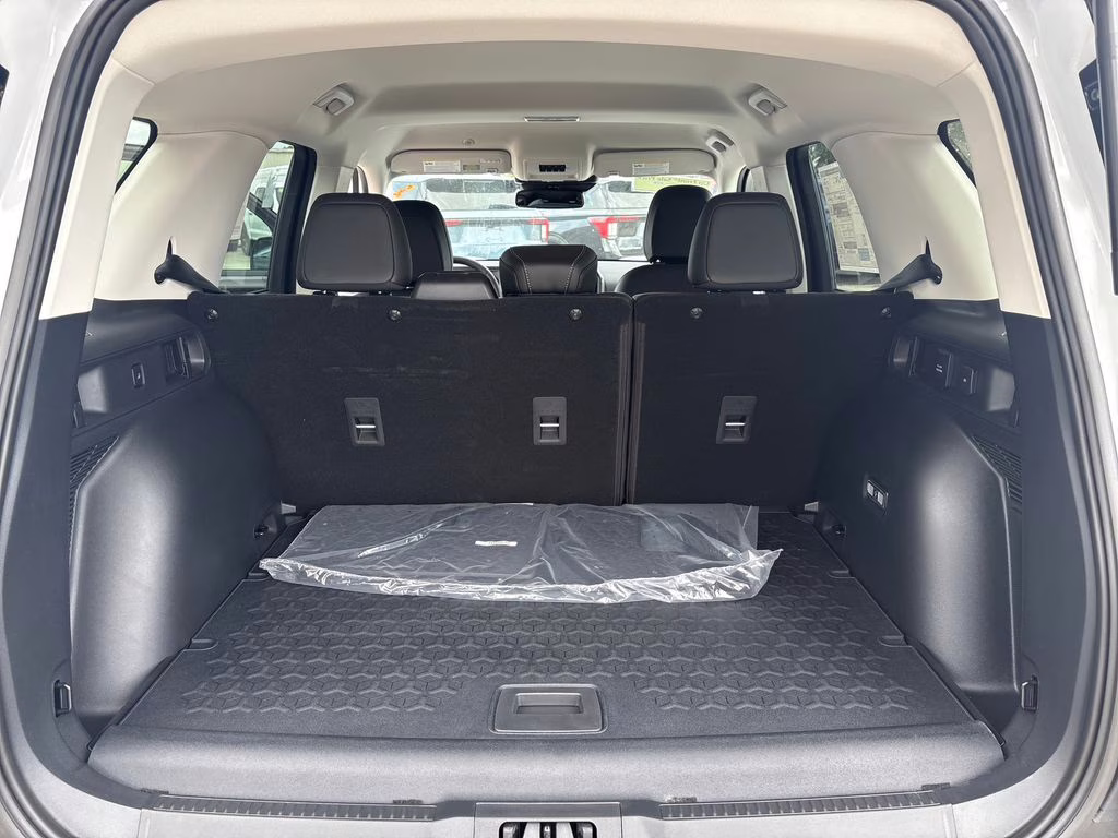 2025 Oxford White Ford Bronco Sport Outer Banks 4X4 SUV