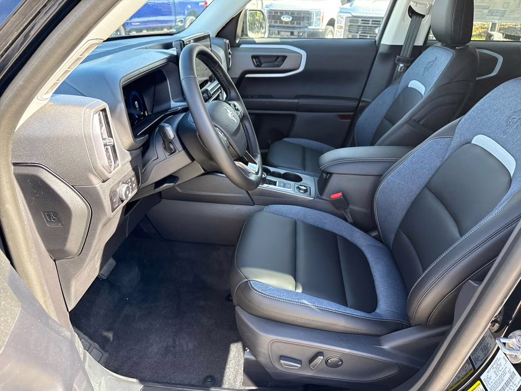 2025 Shadow Black Ford Bronco Sport Outer Banks 4X4 SUV