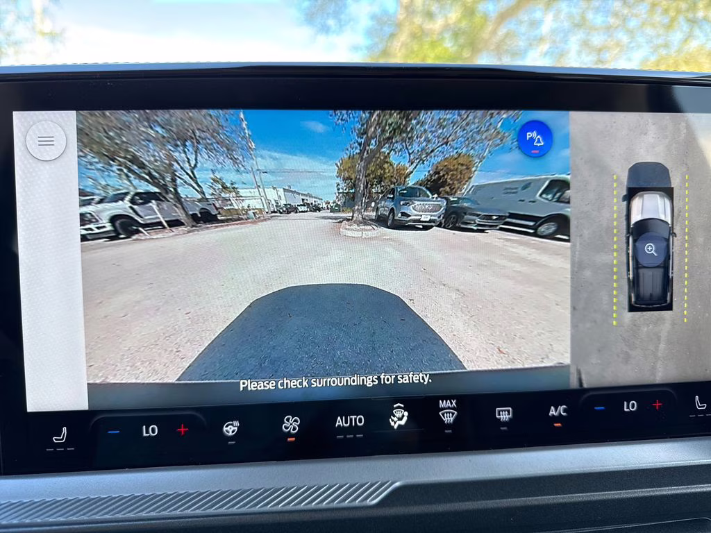 2025 Oxford White Ford Bronco Sport Badlands 4X4 SUV