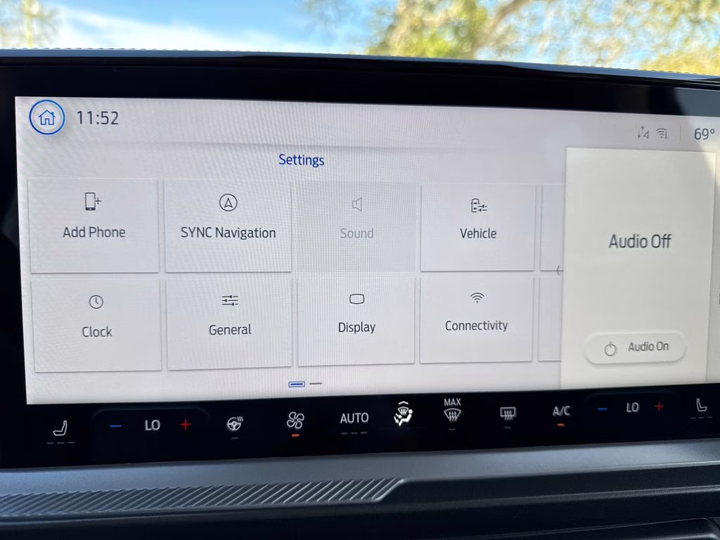 2025 Oxford White Ford Bronco Sport Badlands 4X4 SUV