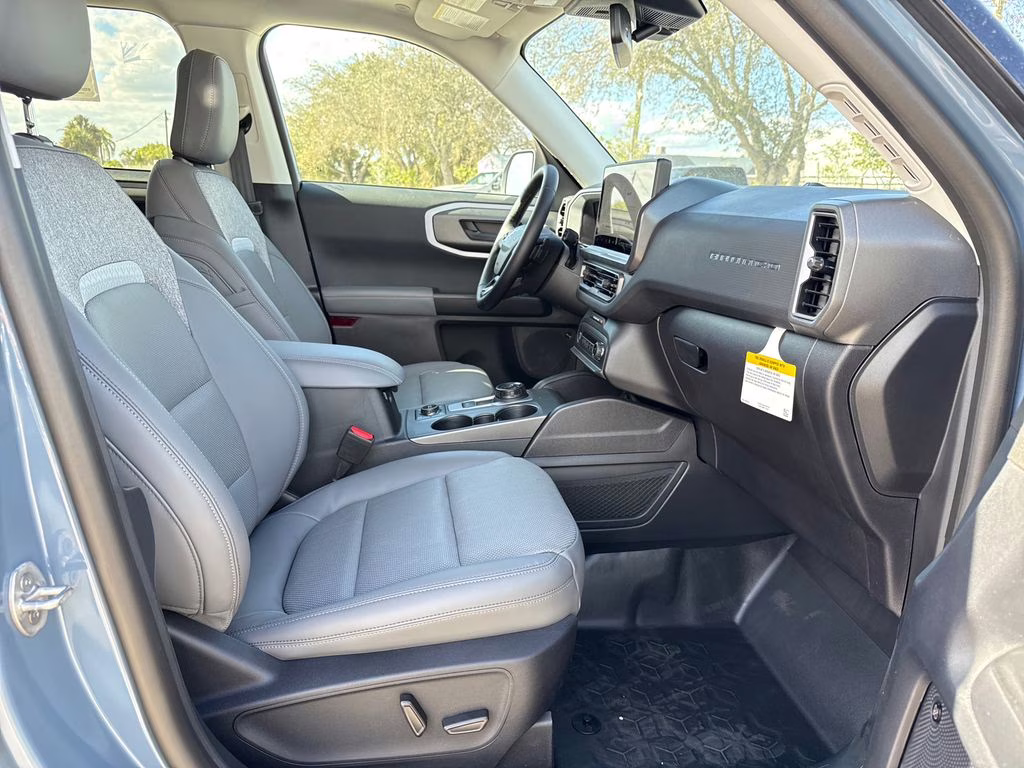 2026 Azure Gray Metallic Tri-Coat Ford Bronco Sport Badlands 4X4 SUV