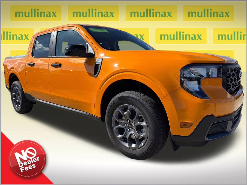 2026 Orange Fury Metallic Tri-Coat Ford Maverick XLT FWD Truck