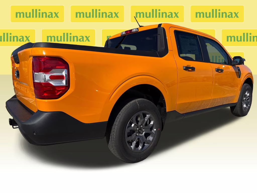 2026 Orange Fury Metallic Tri-Coat Ford Maverick XLT FWD Truck