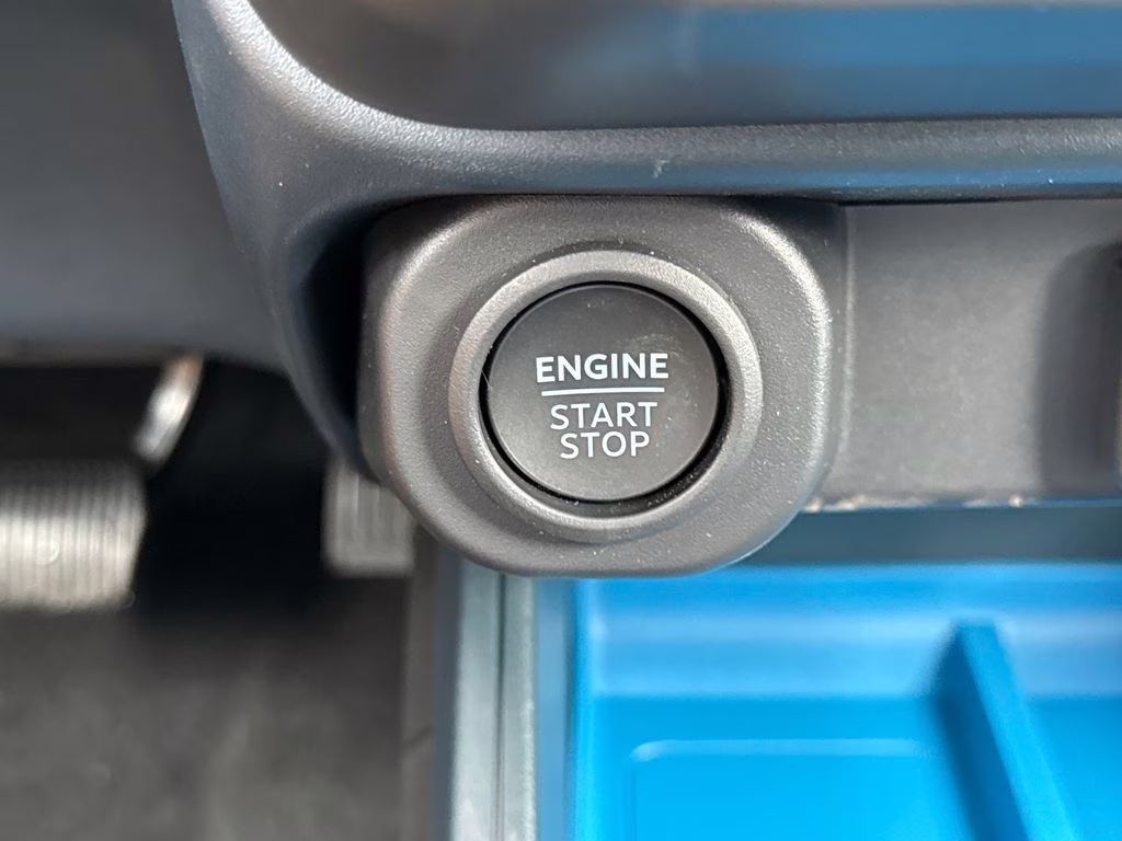 2025 Oxford White Ford Maverick XLT AWD Truck