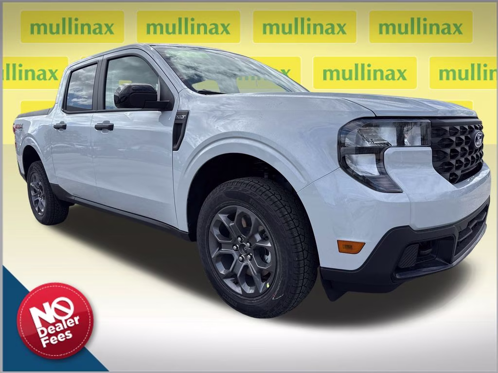 2026 Space White Metallic Ford Maverick XLT AWD Truck
