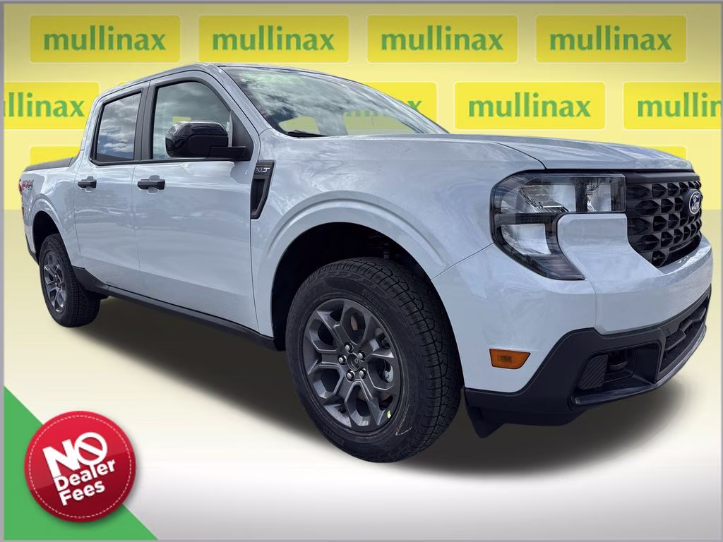 2026 Space White Metallic Ford Maverick XLT AWD Truck