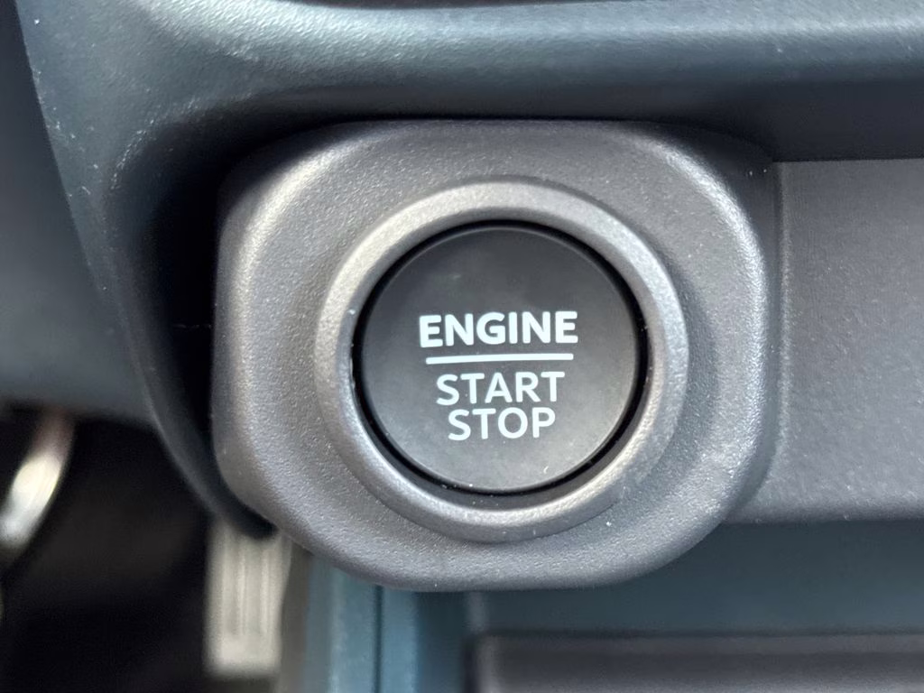 2026 Space White Metallic Ford Maverick Lariat AWD Truck