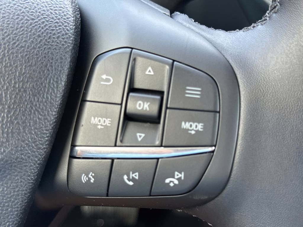 2026 Space White Metallic Ford Maverick Lariat AWD Truck