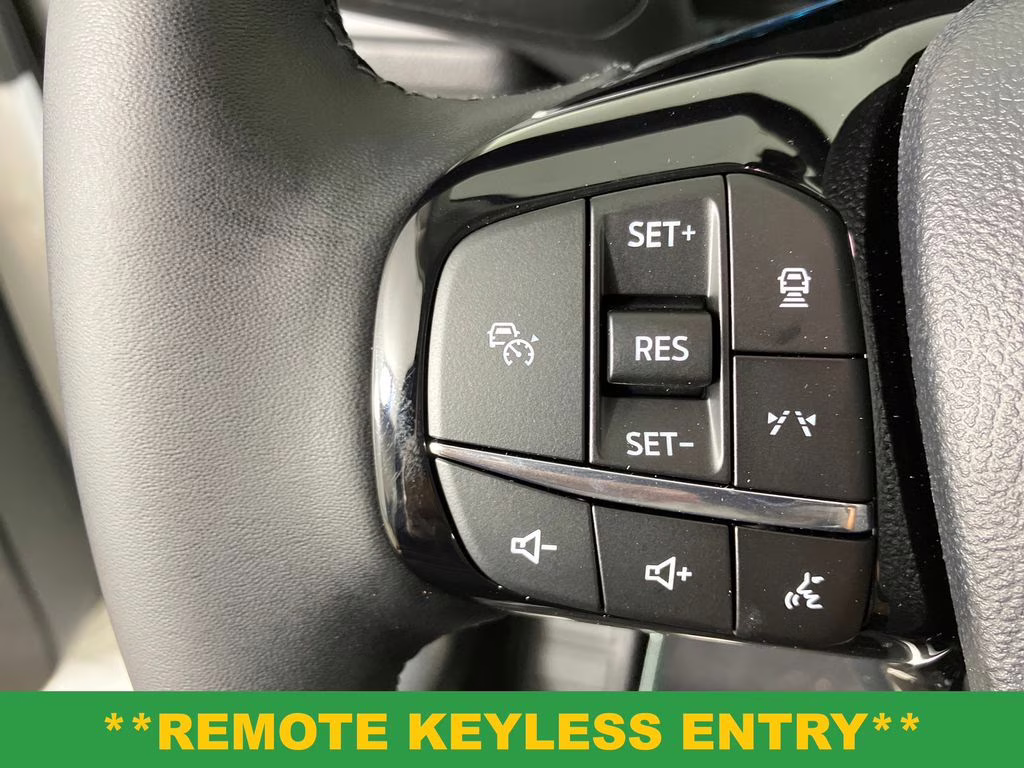 2026 Star White Metallic Tri-Coat Ford Escape Plug-In Hybrid Base FWD SUV