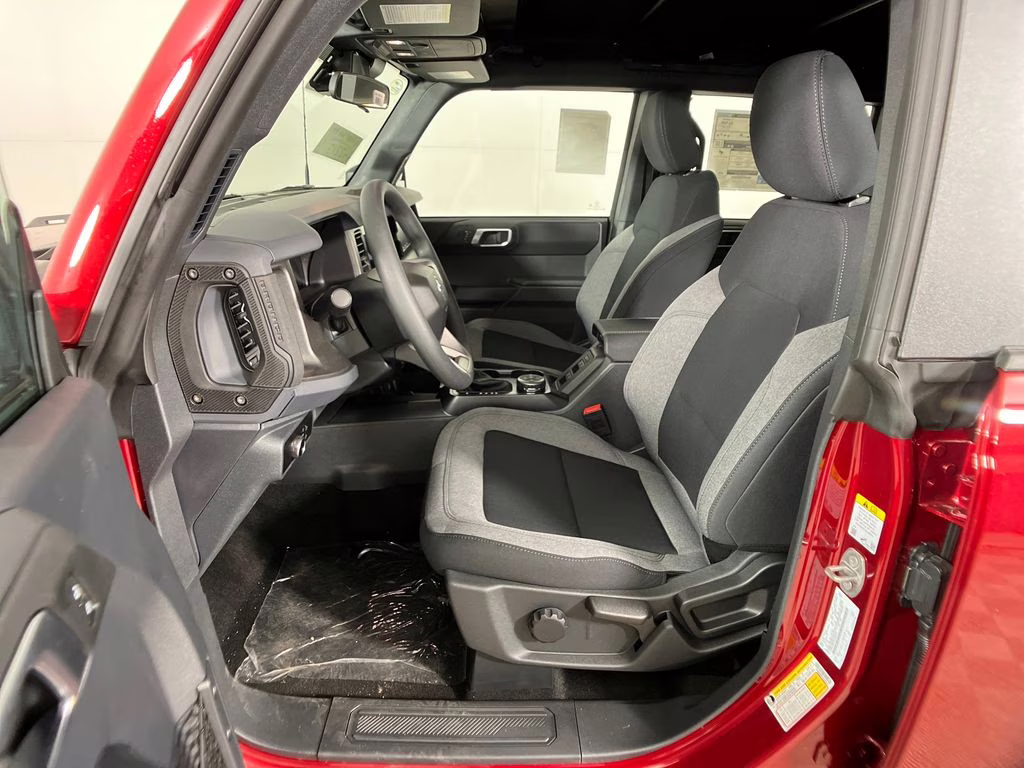 2025 Ruby Red Metallic Tinted Clearcoat Ford Bronco Base 4X4 SUV