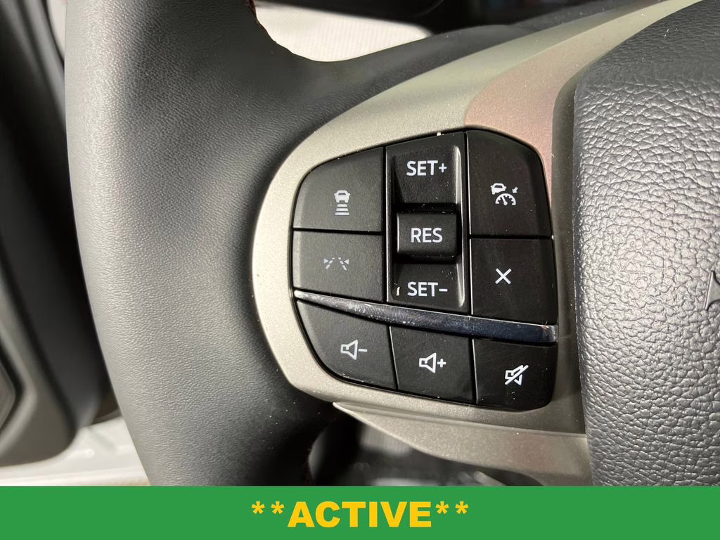 2026 Space White Metallic Ford Explorer Active RWD SUV