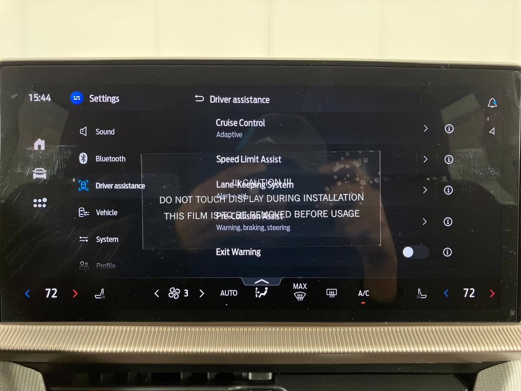 2026 Space White Metallic Ford Explorer Active RWD SUV