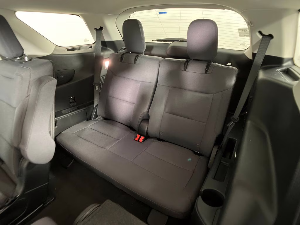 2026 Star White Metallic Tri-Coat Ford Explorer Active RWD SUV