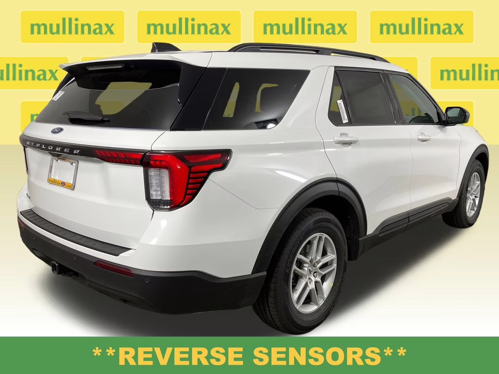 2026 Star White Metallic Tri-Coat Ford Explorer Active RWD SUV
