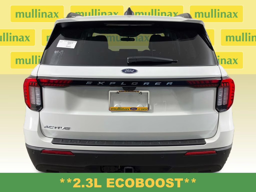 2026 Star White Metallic Tri-Coat Ford Explorer Active RWD SUV
