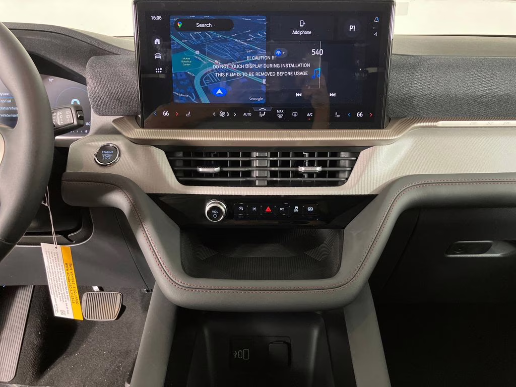 2026 Agate Black Metallic Ford Explorer Active RWD SUV