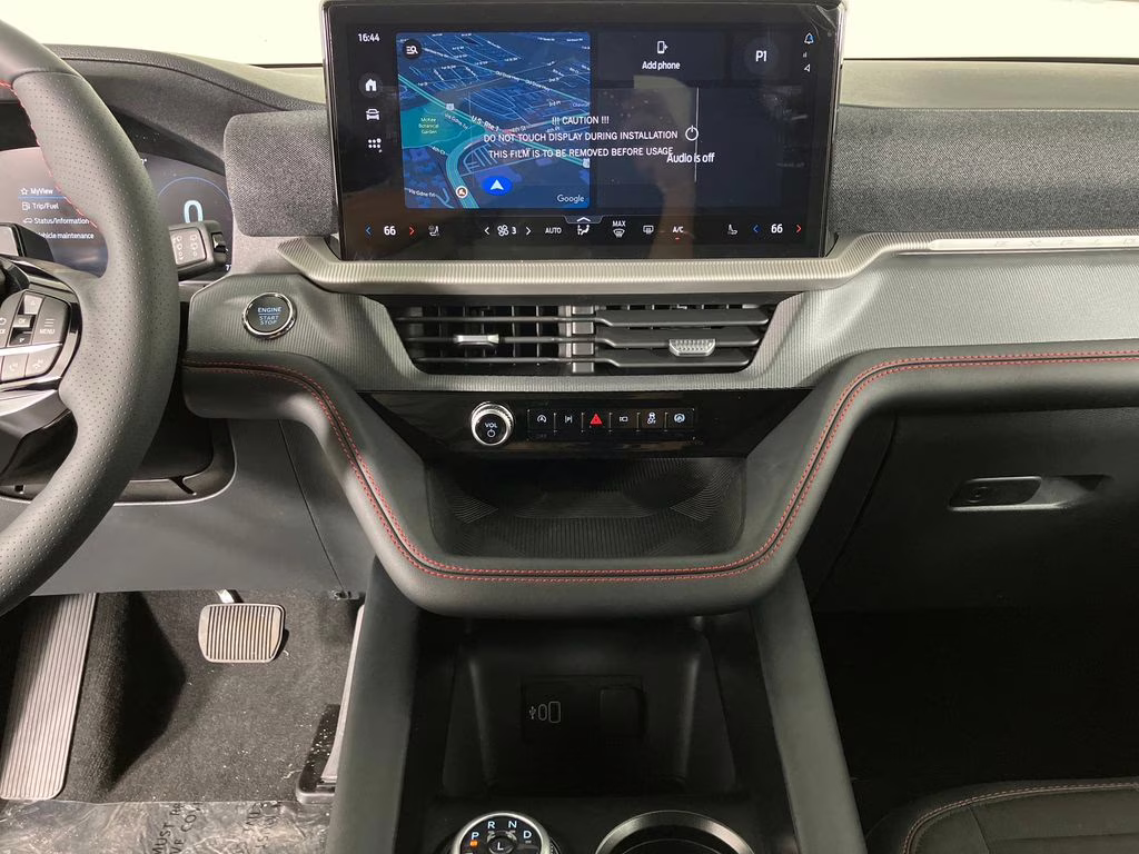 2026 Star White Metallic Tri-Coat Ford Explorer ST-Line RWD SUV