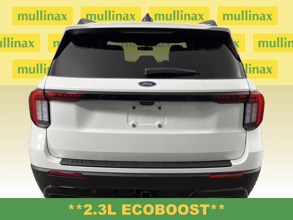 2026 Star White Metallic Tri-Coat Ford Explorer ST-Line RWD SUV