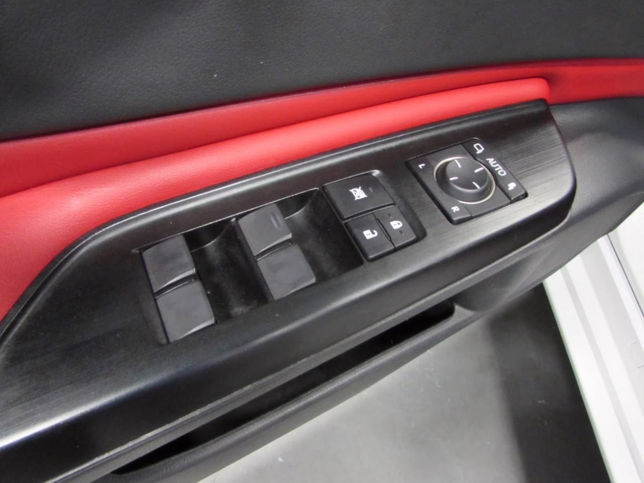 2020 Ultra White Lexus ES 350 F Sport FWD Sedan