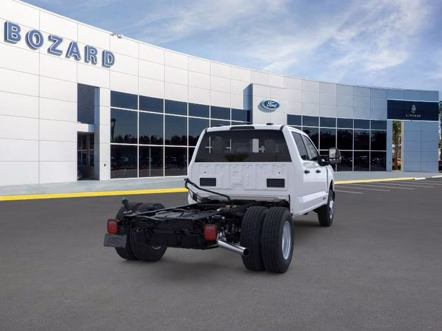 2026 Oxford White Ford Super Duty F-350 DRW XL DRW 4X4 Chassis