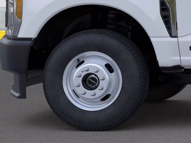 2026 Oxford White Ford Super Duty F-350 DRW XL DRW 4X4 Chassis