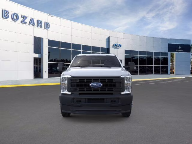 2026 Oxford White Ford Super Duty F-350 DRW XL DRW 4X4 Chassis