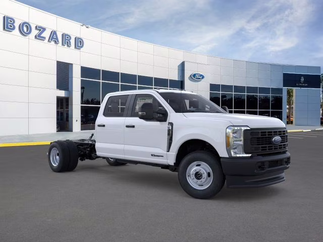 2026 Oxford White Ford Super Duty F-350 DRW XL DRW 4X4 Chassis