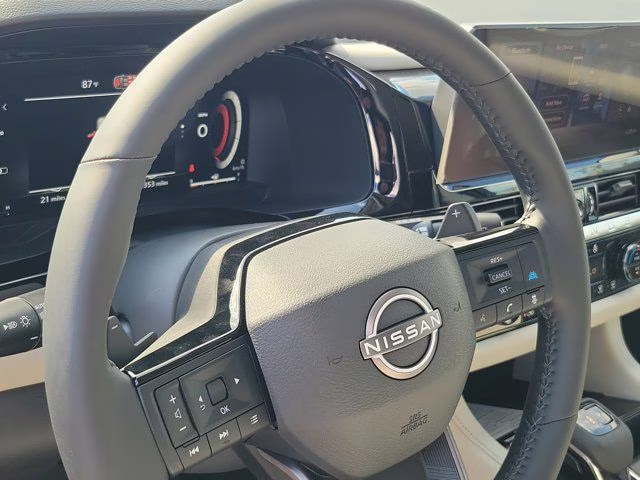 2026 White Pearl Nissan Pathfinder SL 4X4 SUV