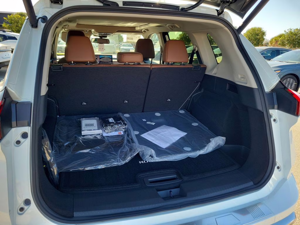 2026 White Pearl Nissan Rogue Platinum AWD SUV